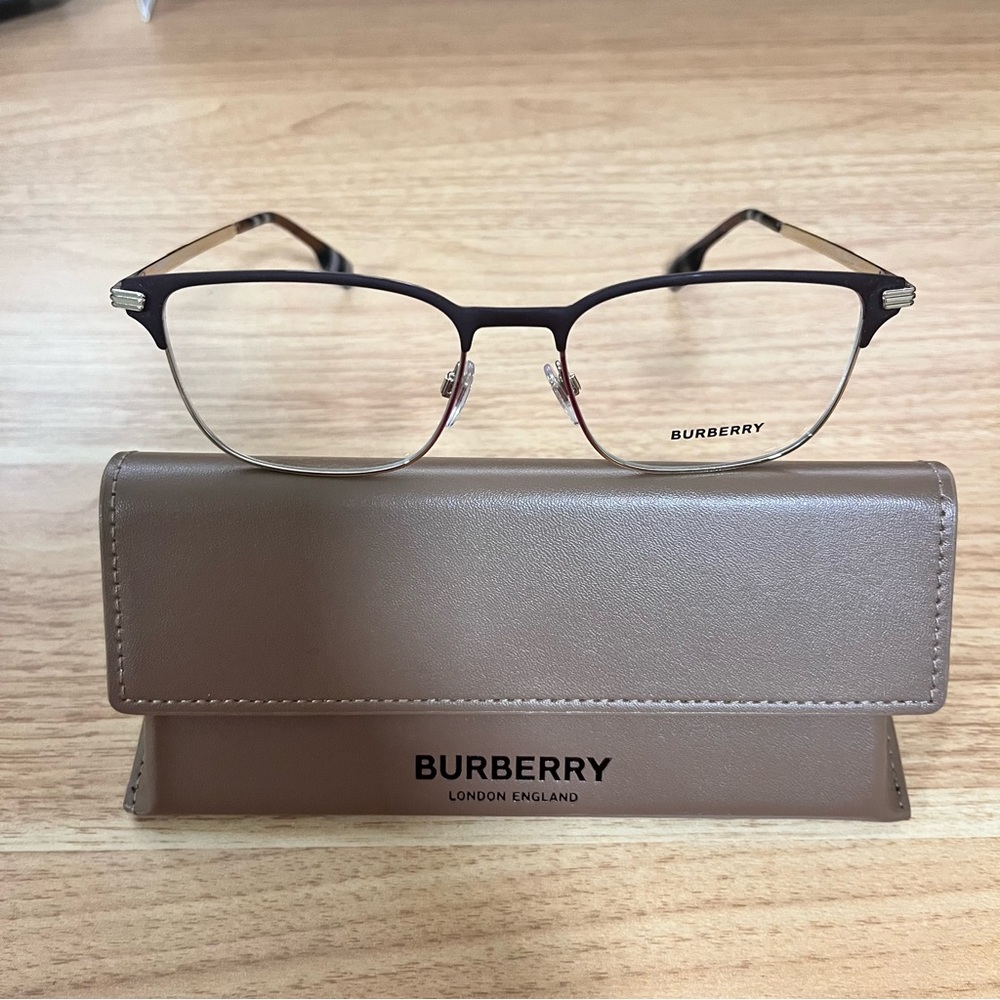 Burberry glasses brown